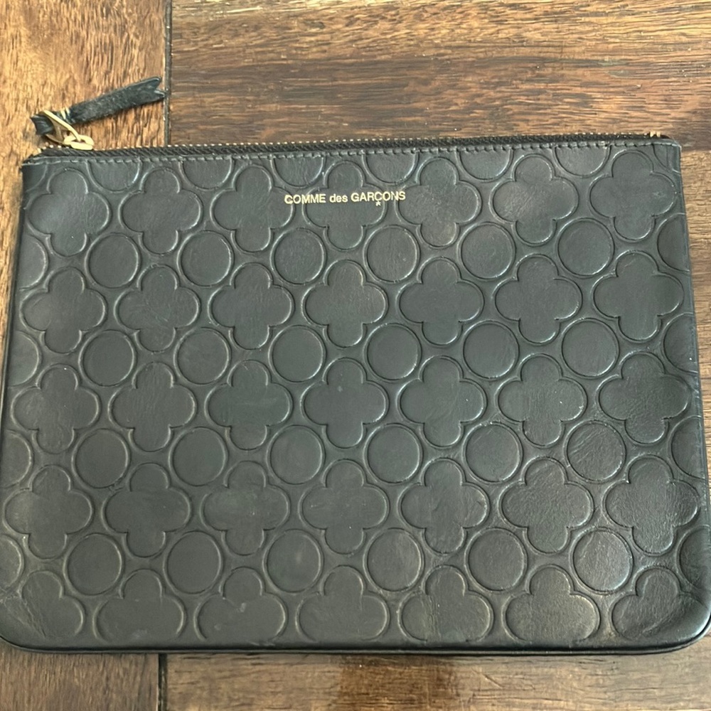 Comme De Garçon pouch